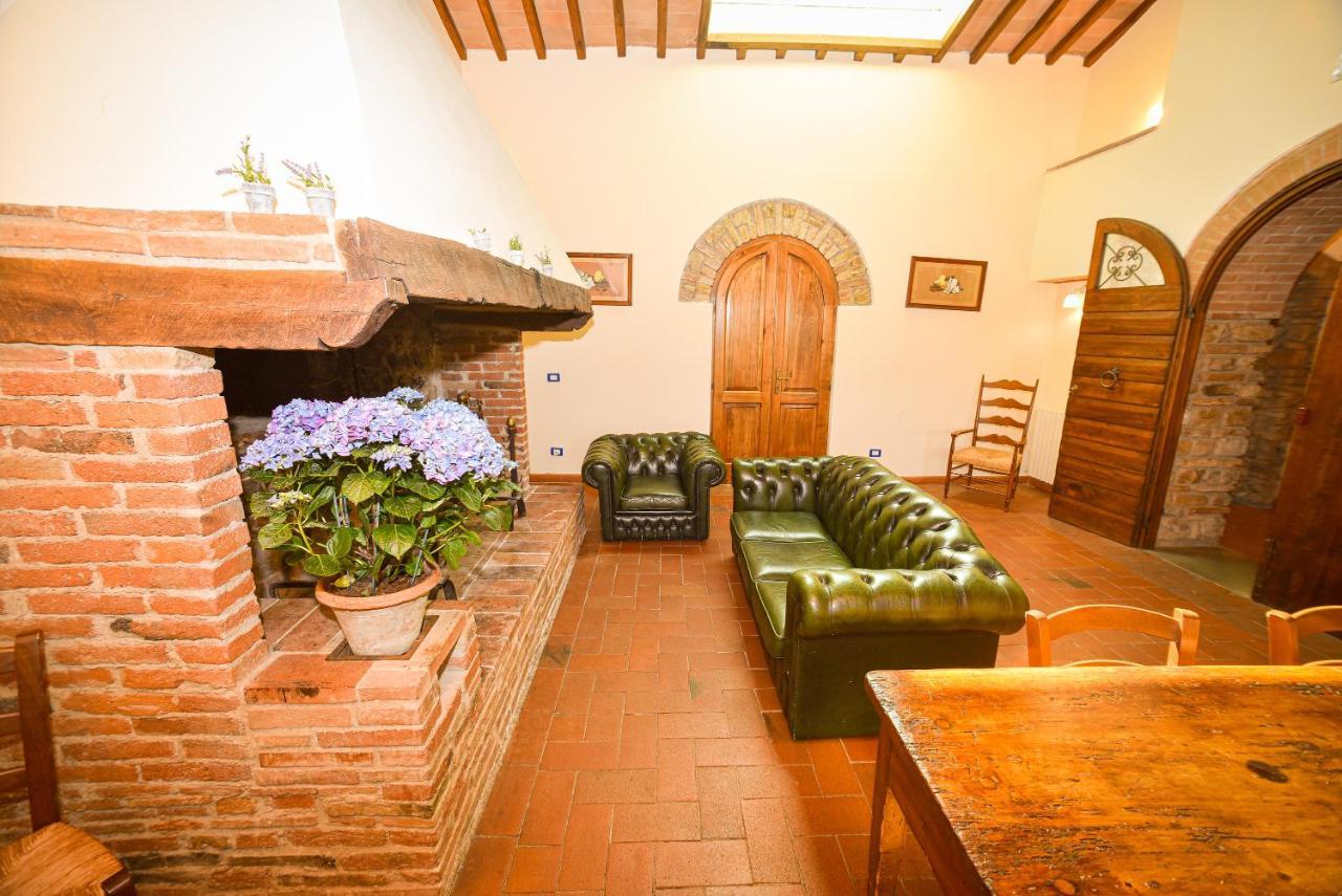 Agriturismo Macinello Montefiridolfi Buitenkant foto