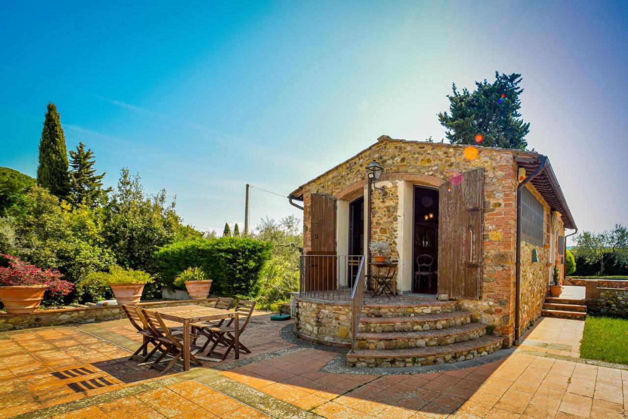 Agriturismo Macinello Montefiridolfi Buitenkant foto